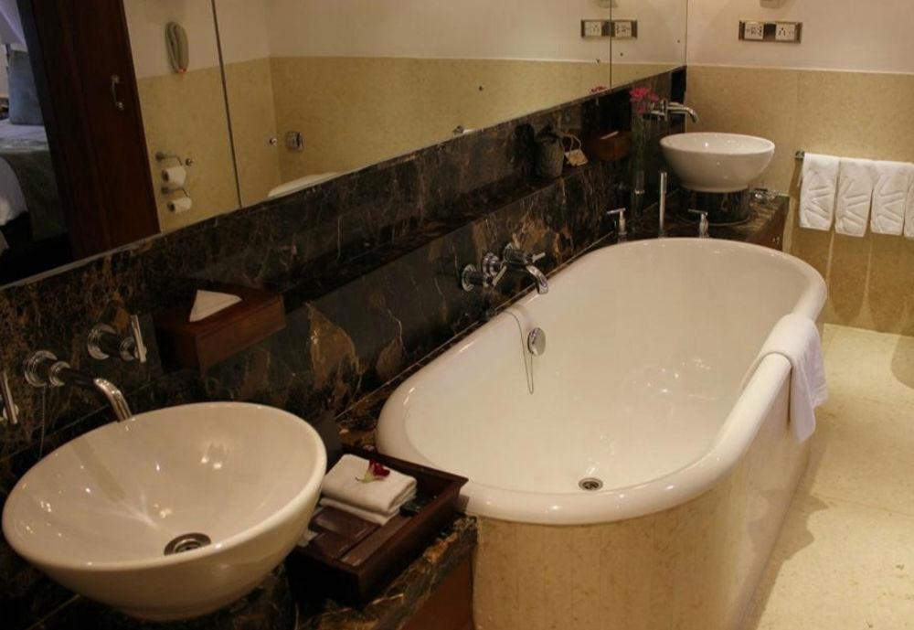 Taj Malabar Resort & Spa, Cochin. Kochi Eksteriør bilde